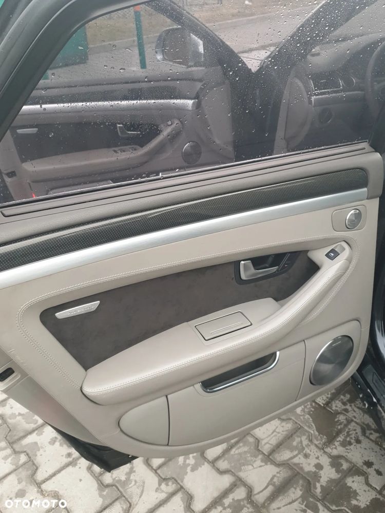 Audi A8 - 14