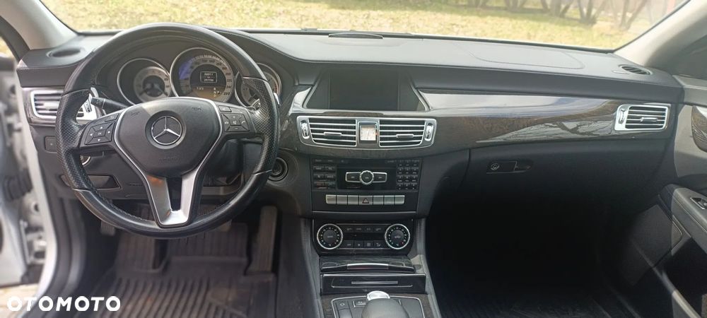 Mercedes-Benz CLS 350 CDI DPF 4Matic BlueEFFICIENCY 7G-TRONIC - 11