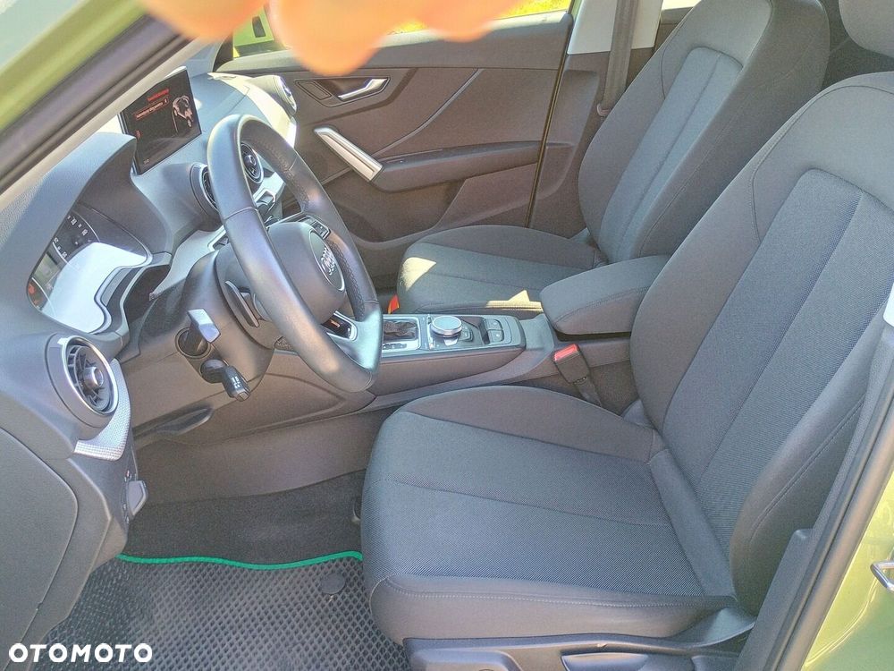 Audi Q2 - 19