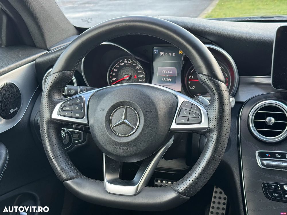 Mercedes-Benz C - 12