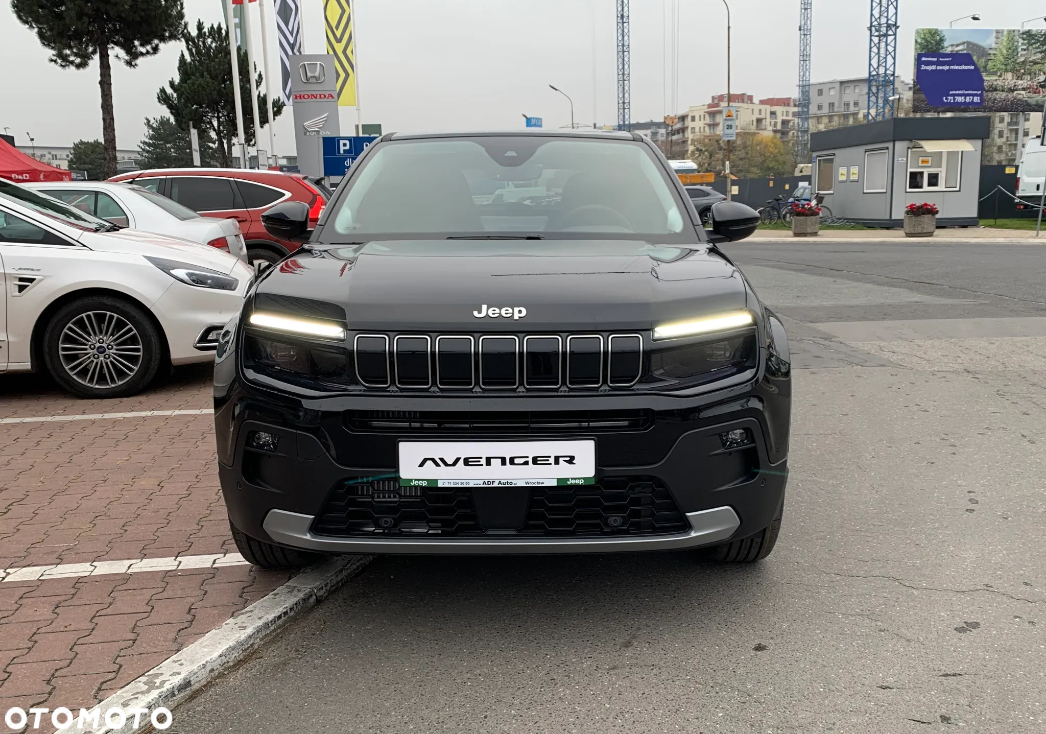Jeep Avenger 1.2 GSE T3 Summit FWD - 3