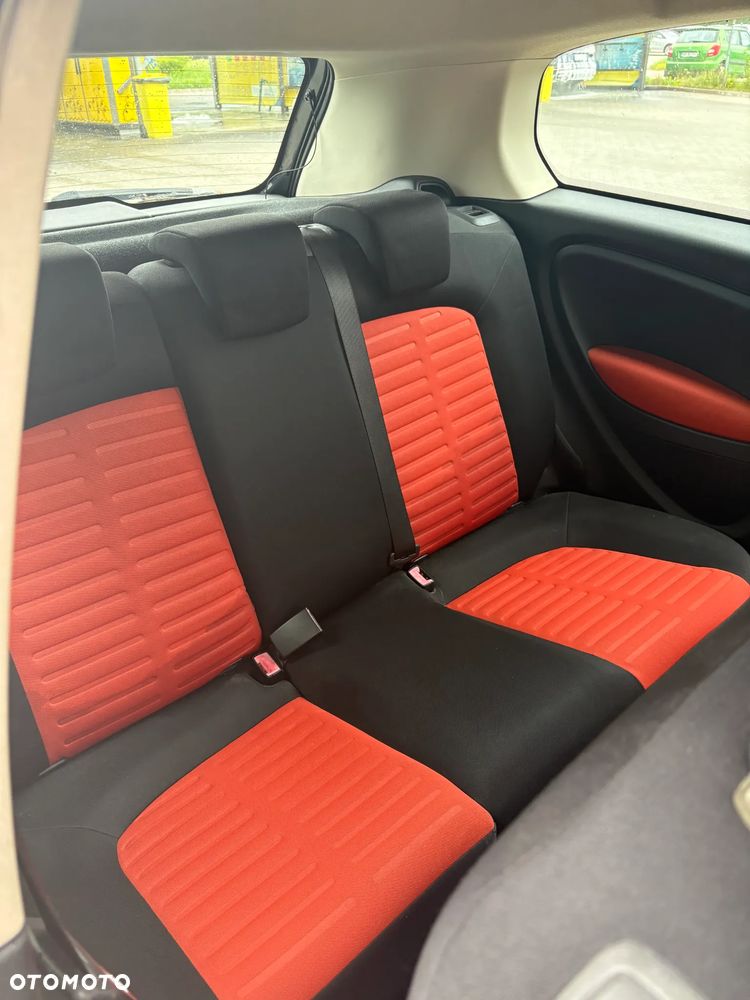 Fiat Grande Punto 1.4 8V Active - 12