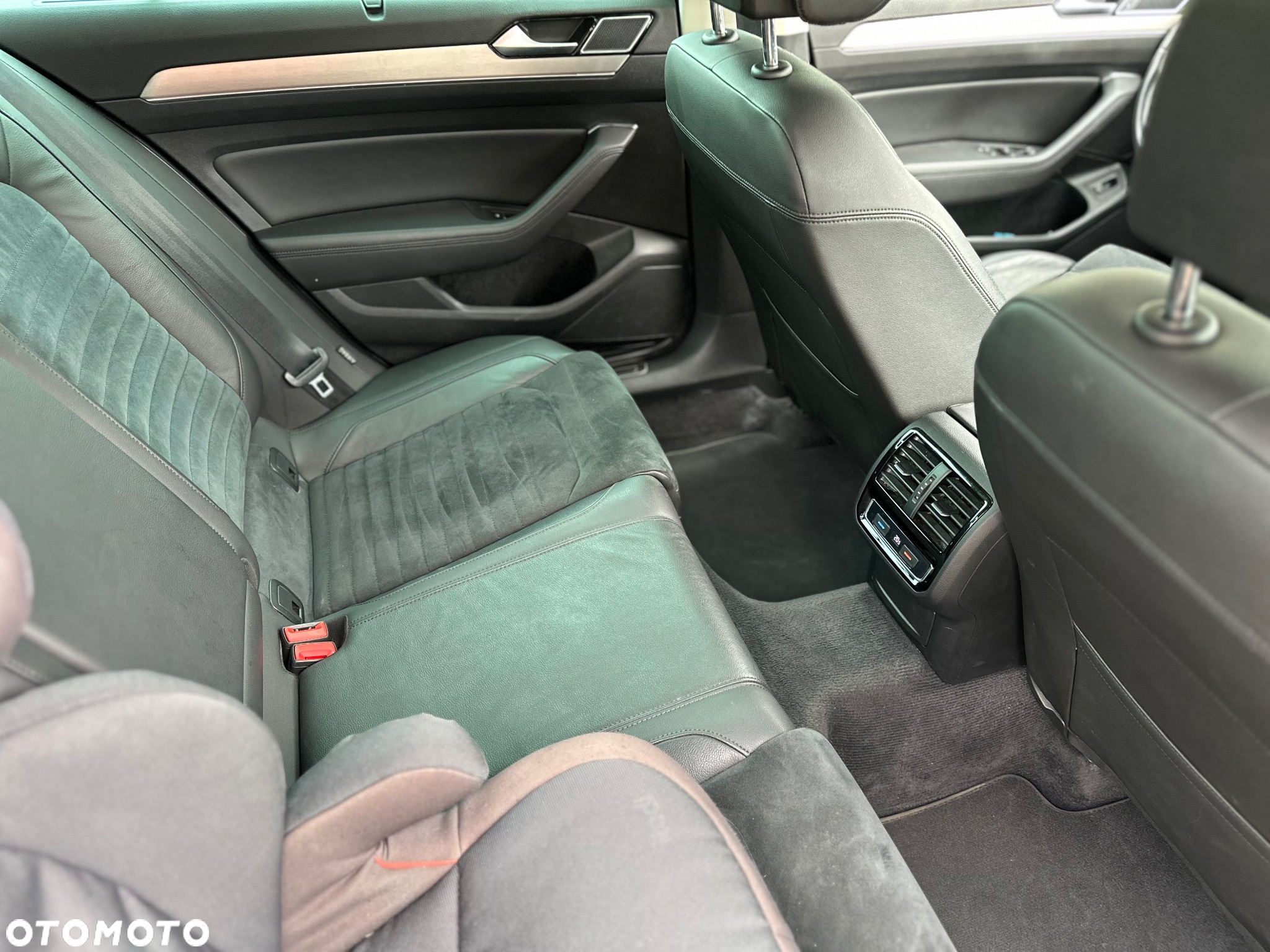 Volkswagen Passat 1.5 TSI EVO Business DSG - 15