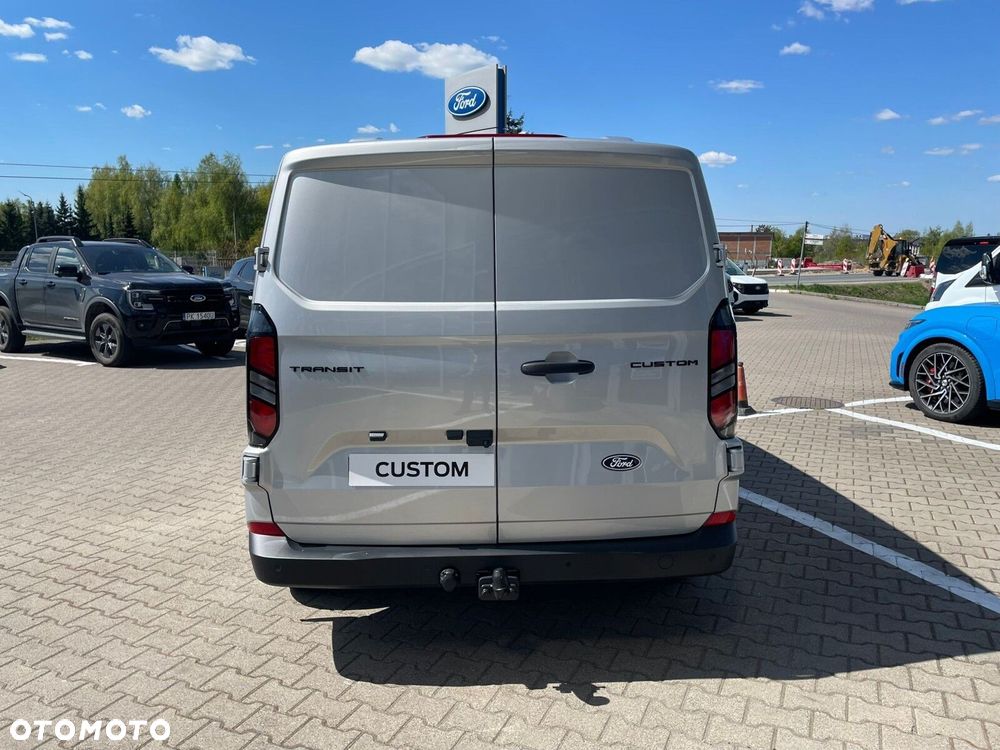 Ford Transit Custom - 14
