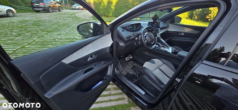 Peugeot 3008 - 11