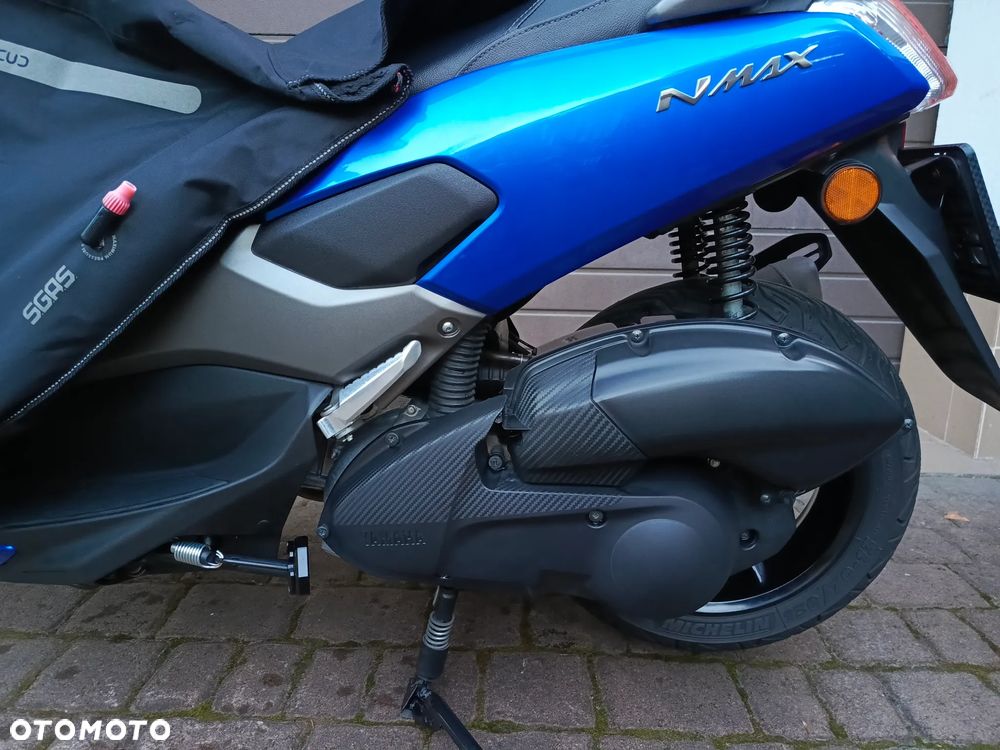 Yamaha NMAX - 27