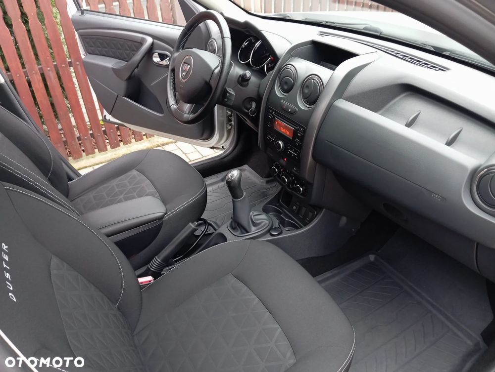 Dacia Duster 1.6 Laureate - 24