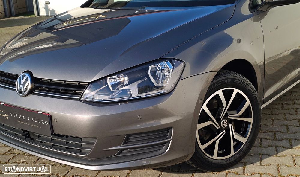 VW Golf 1.6 TDI Confortline - 21