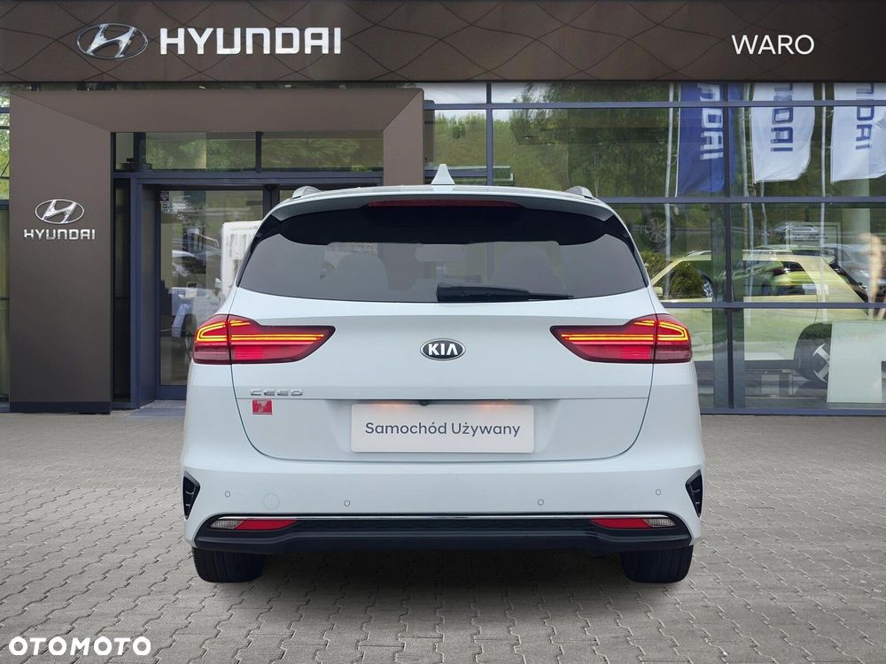 Kia Ceed - 5