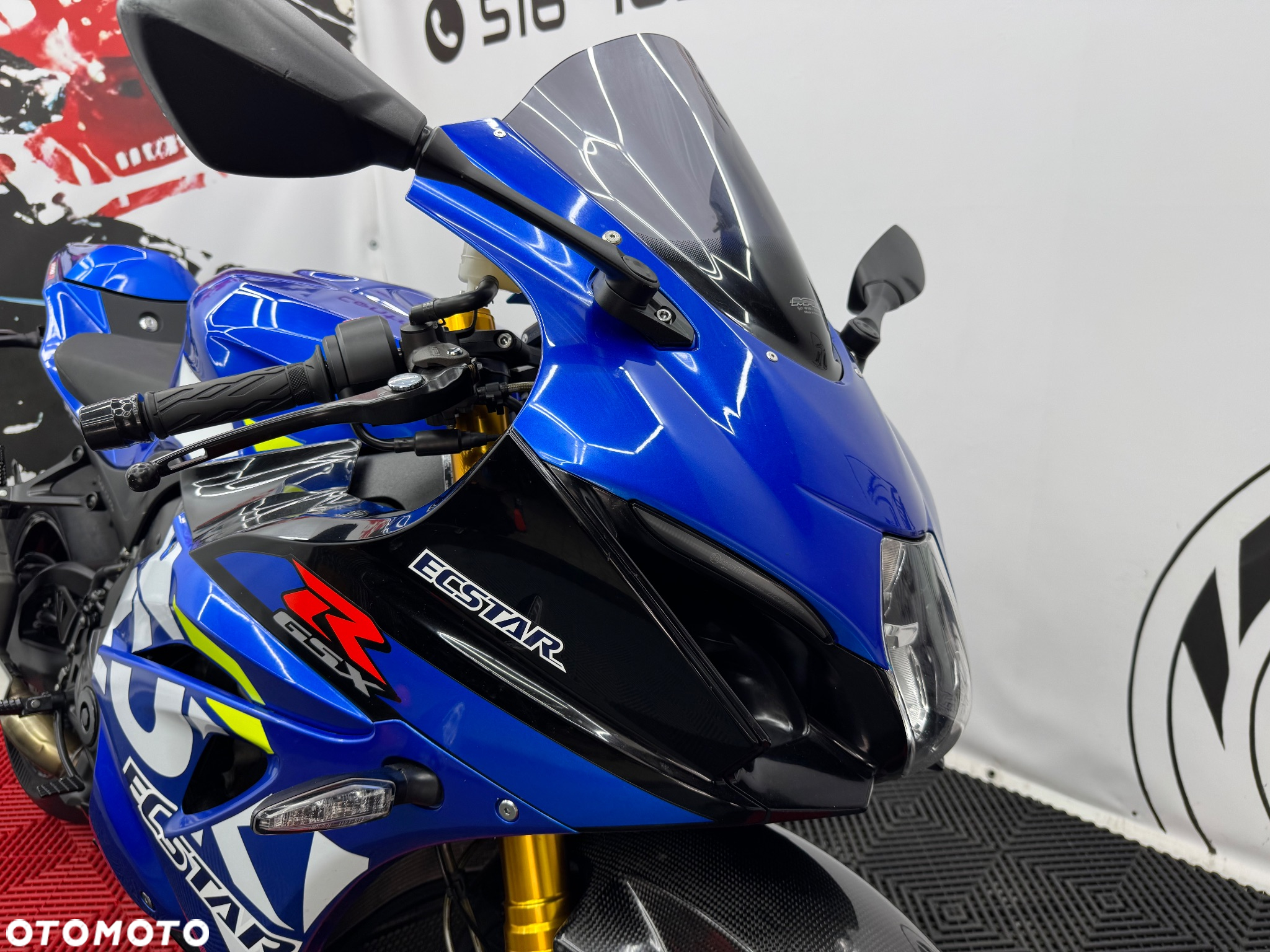 Suzuki GSX-R - 33