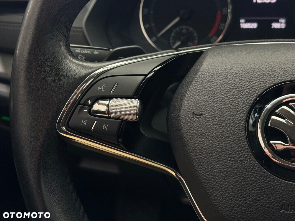 Skoda Octavia 2.0 TDI Ambition DSG - 21