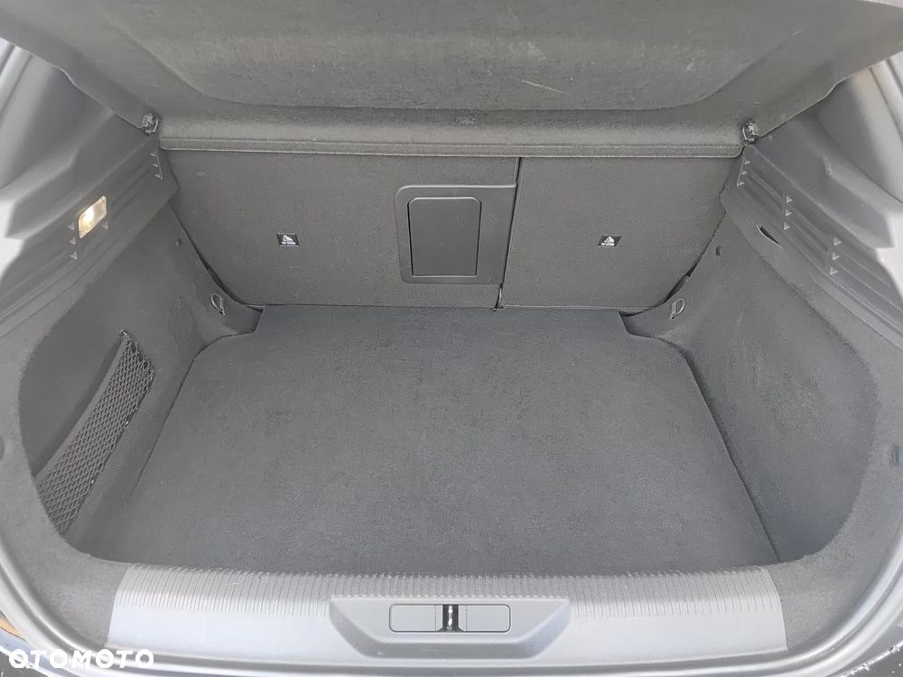 Peugeot 308 1.2 PureTech GPF Allure Pack S&S EAT8 - 19