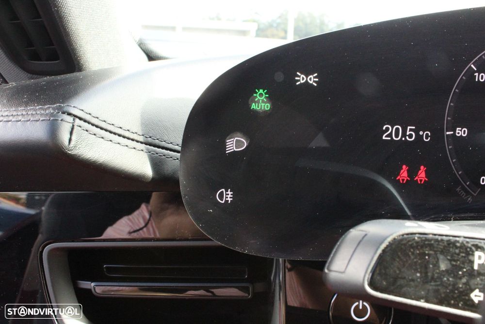 Porsche Taycan 4S - 46