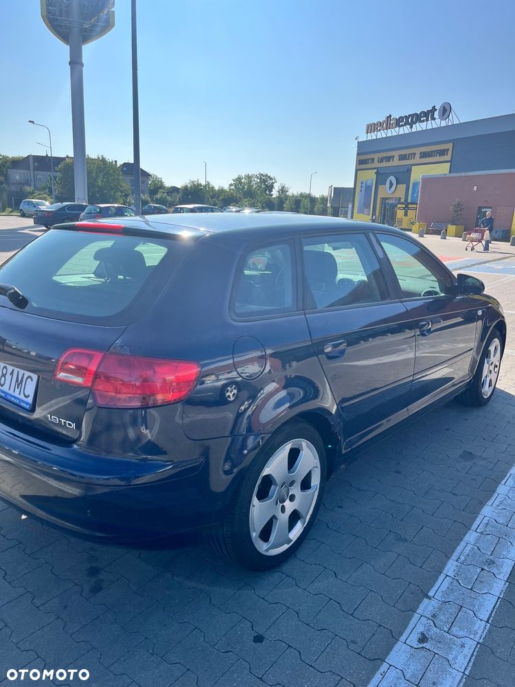 Audi A3 Limousine - 3