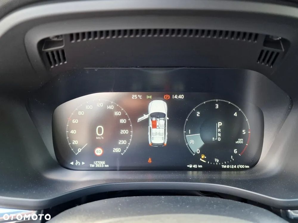 Volvo XC 60 D4 R-Design - 30