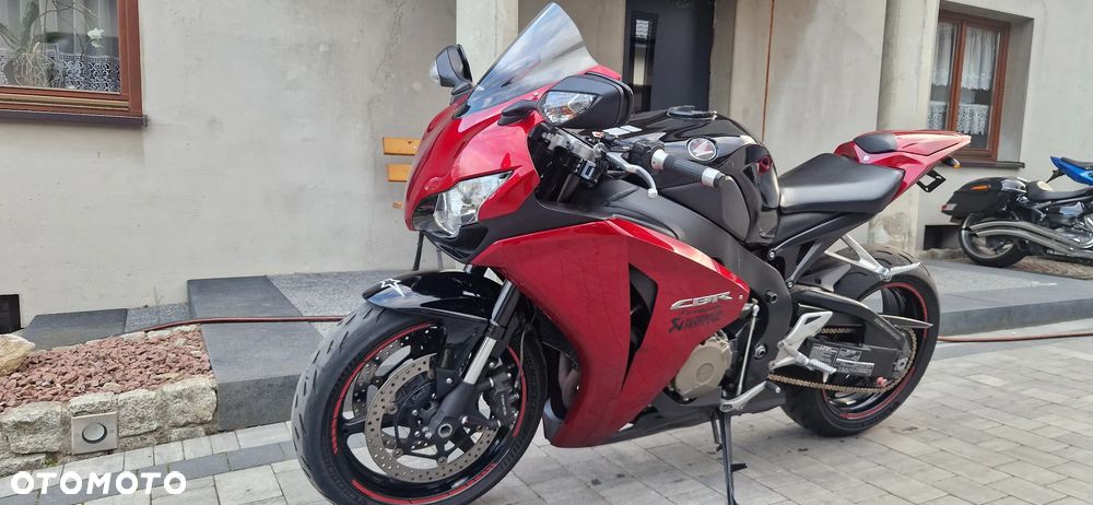 Honda CBR - 15