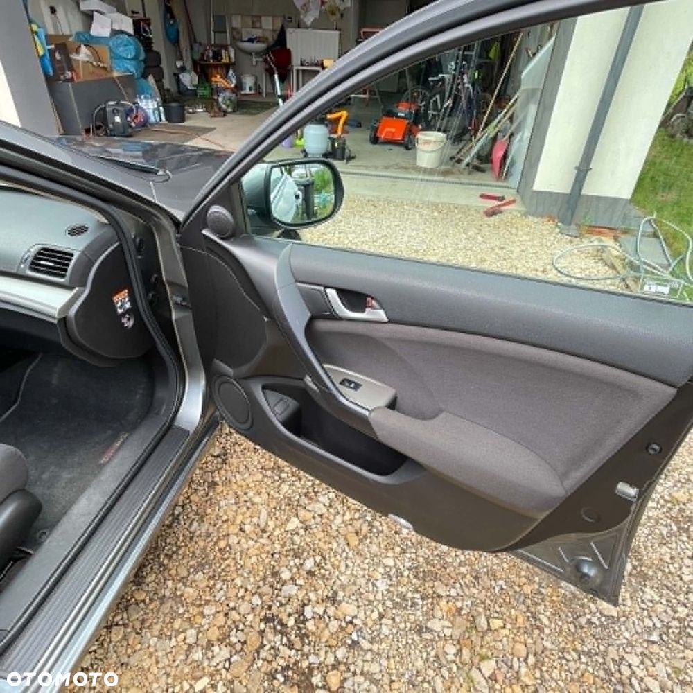 Honda Accord 2.2d Elegance - 2