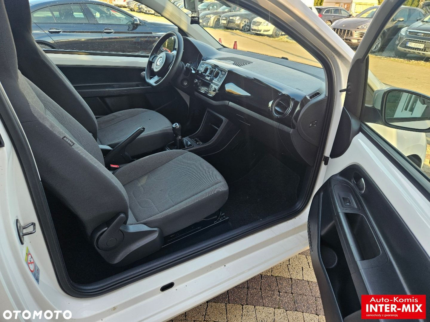 Volkswagen up! - 14