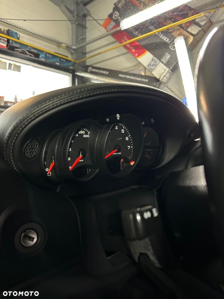 Porsche 911 - 10