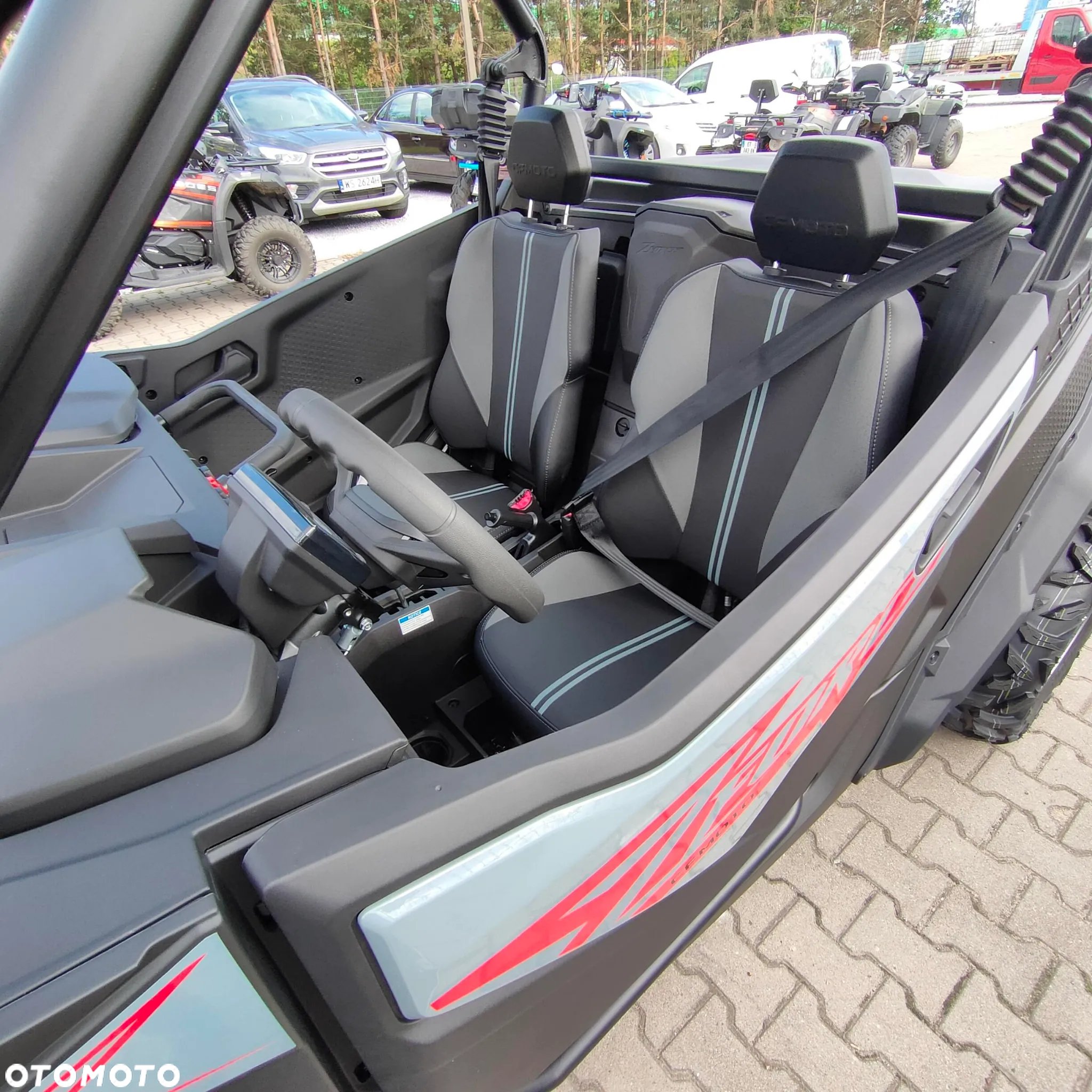 CFMoto ZForce - 16