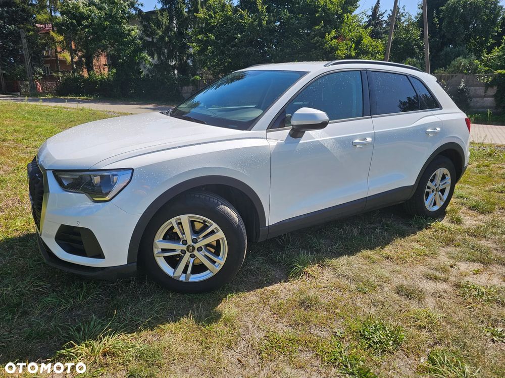 Audi Q3 35 TFSI S tronic - 1