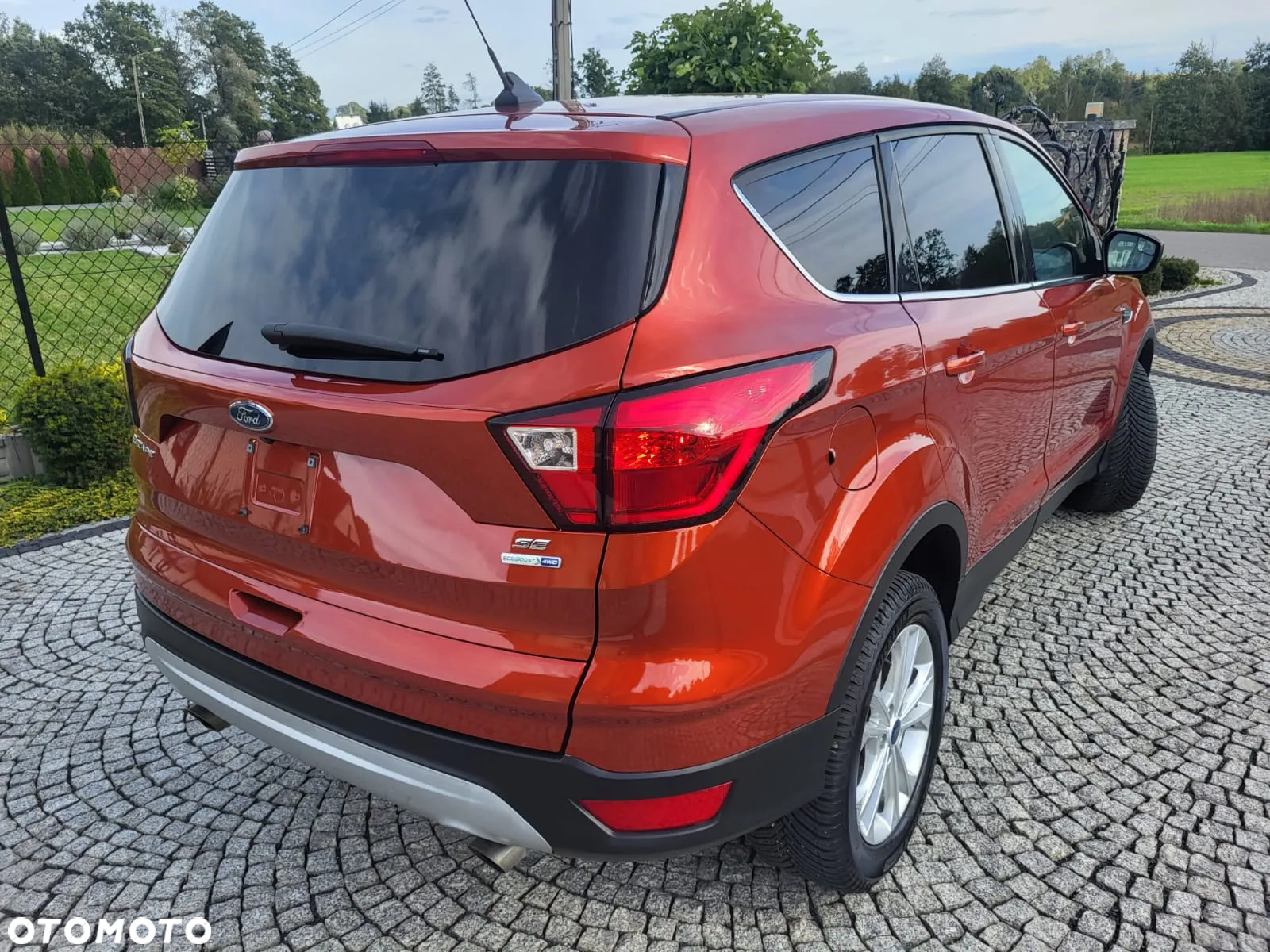 Ford Kuga - 9