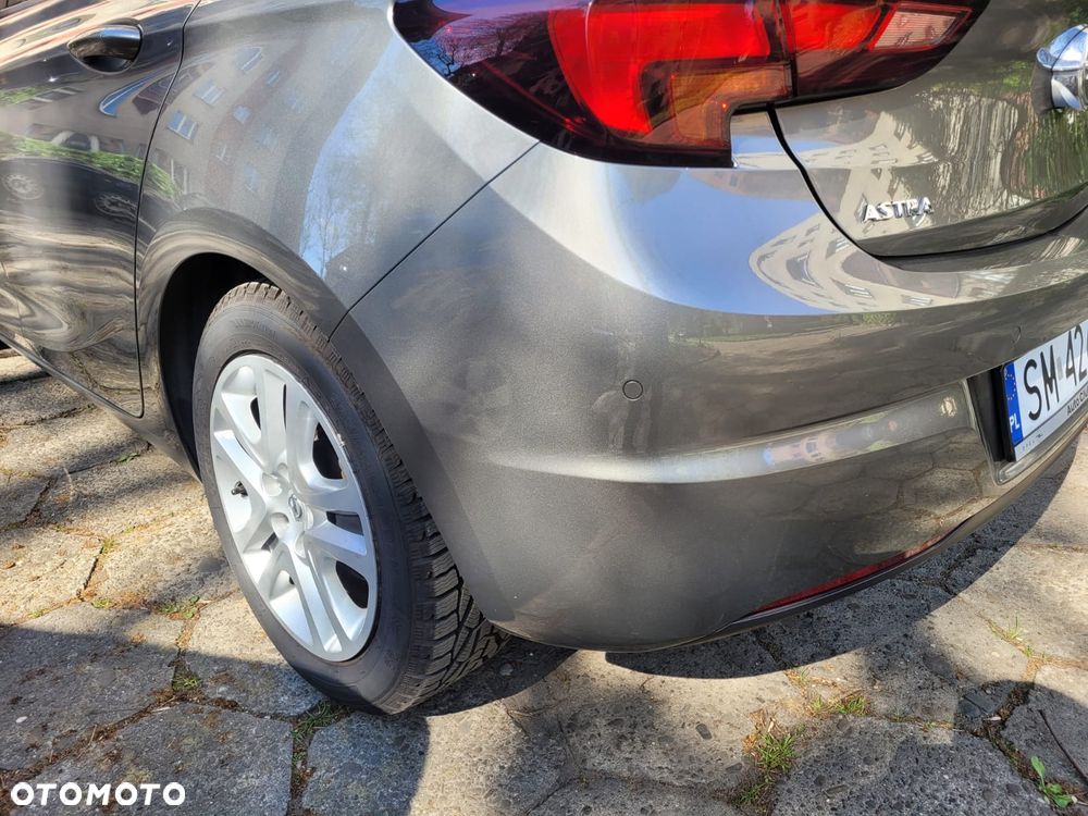 Opel Astra 1.4 Essentia - 10