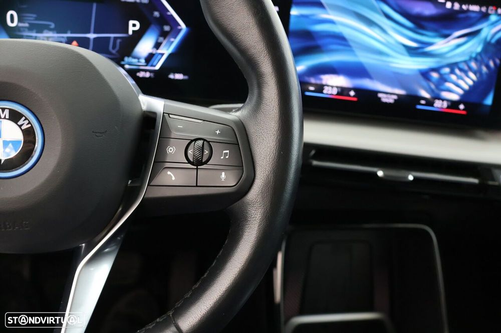 BMW iX1 xDrive30 - 12