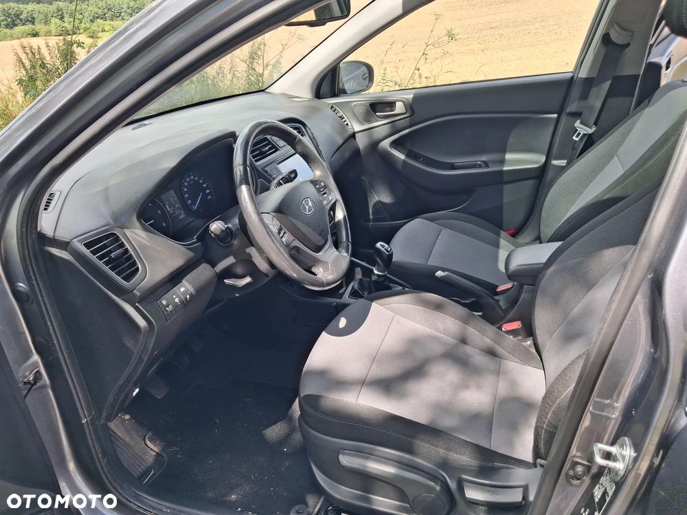 Hyundai i20 1.4 CRDI Active Trend - 12