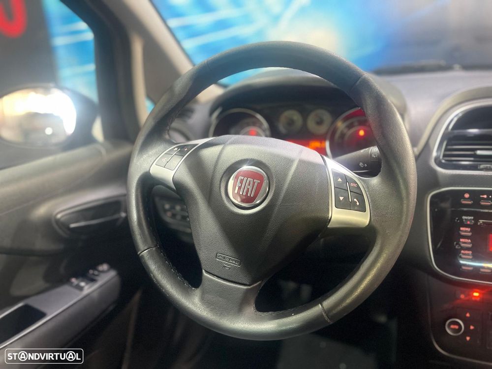 Fiat Grande Punto - 32