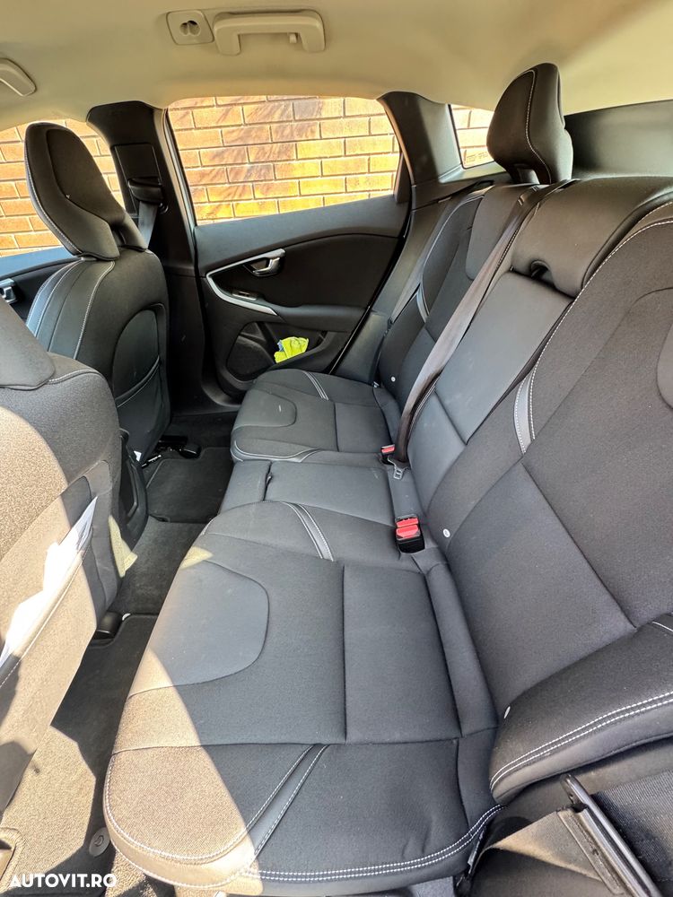 Volvo V40 - 12