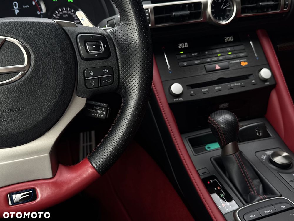 Lexus RC F Track Edition - 23