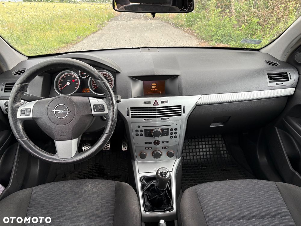 Opel Astra 1.6 Sport - 10
