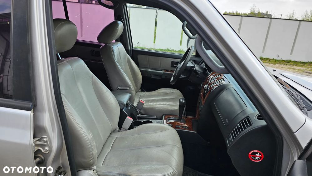 Hyundai Terracan - 11