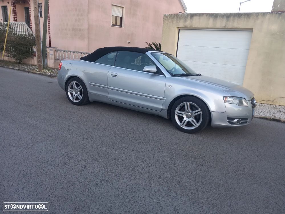 Audi A4 Cabrio 1.8 T Exclusive - 9