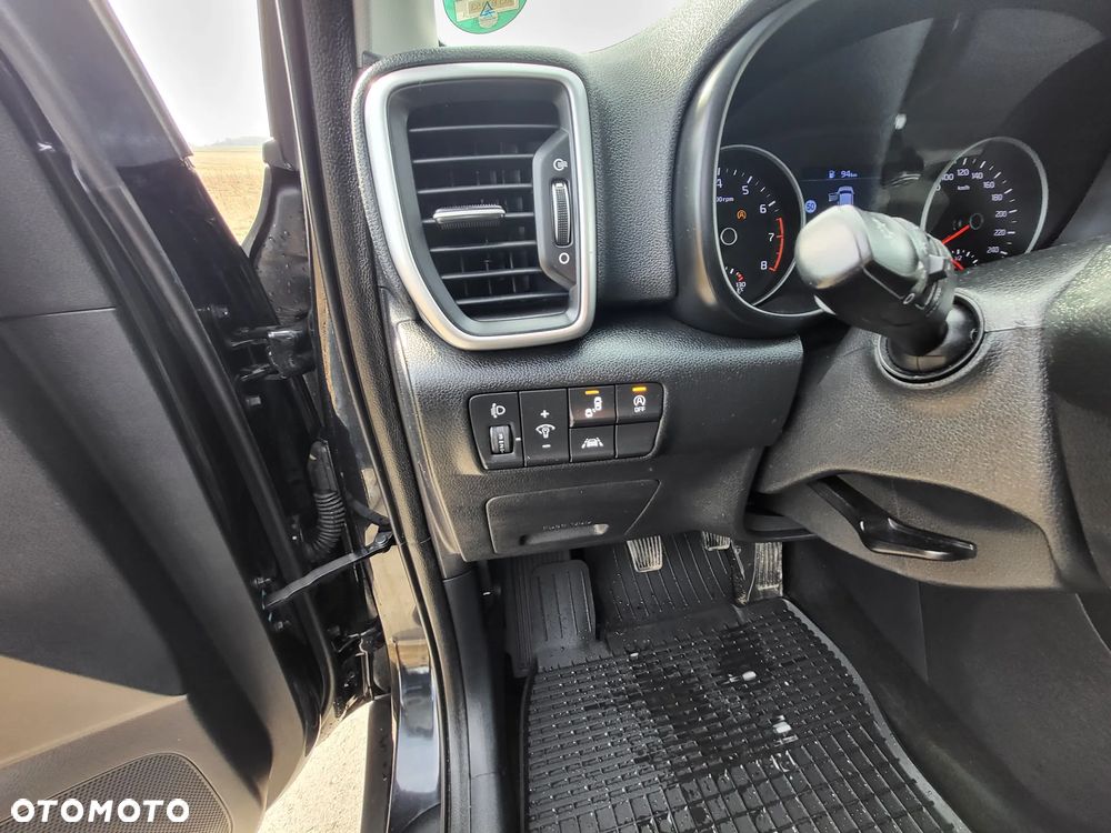 Kia Sportage 1.6 GDI L Business Line Plus 2WD - 33