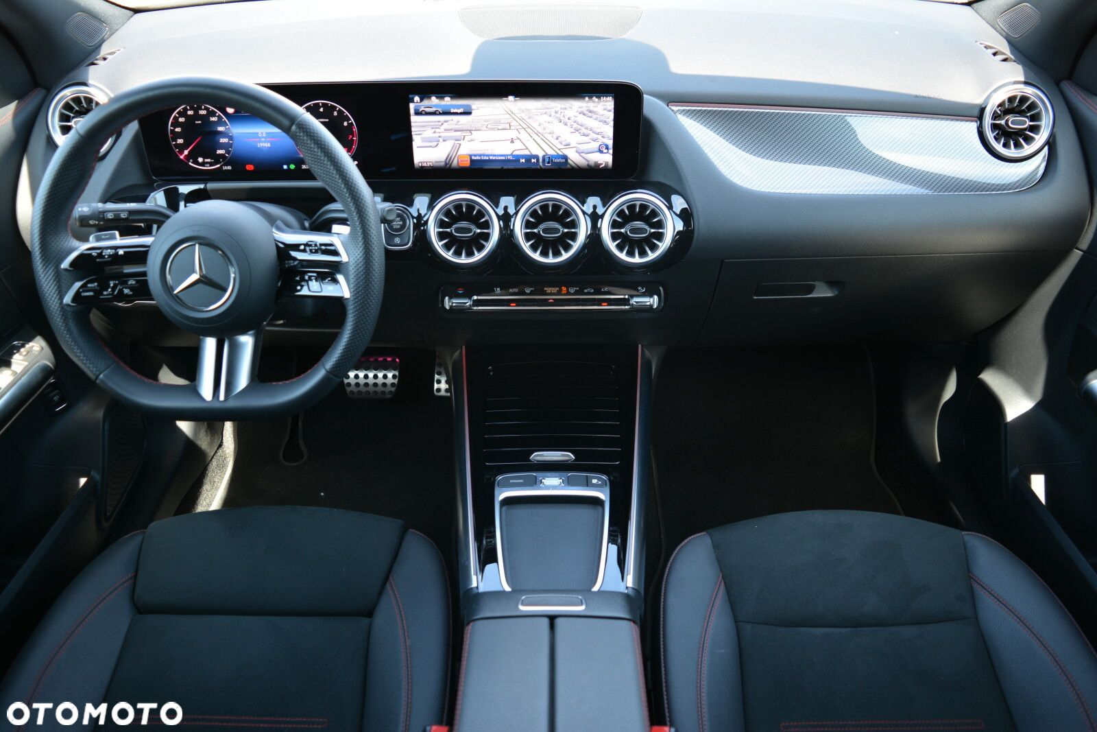 Mercedes-Benz GLA - 19