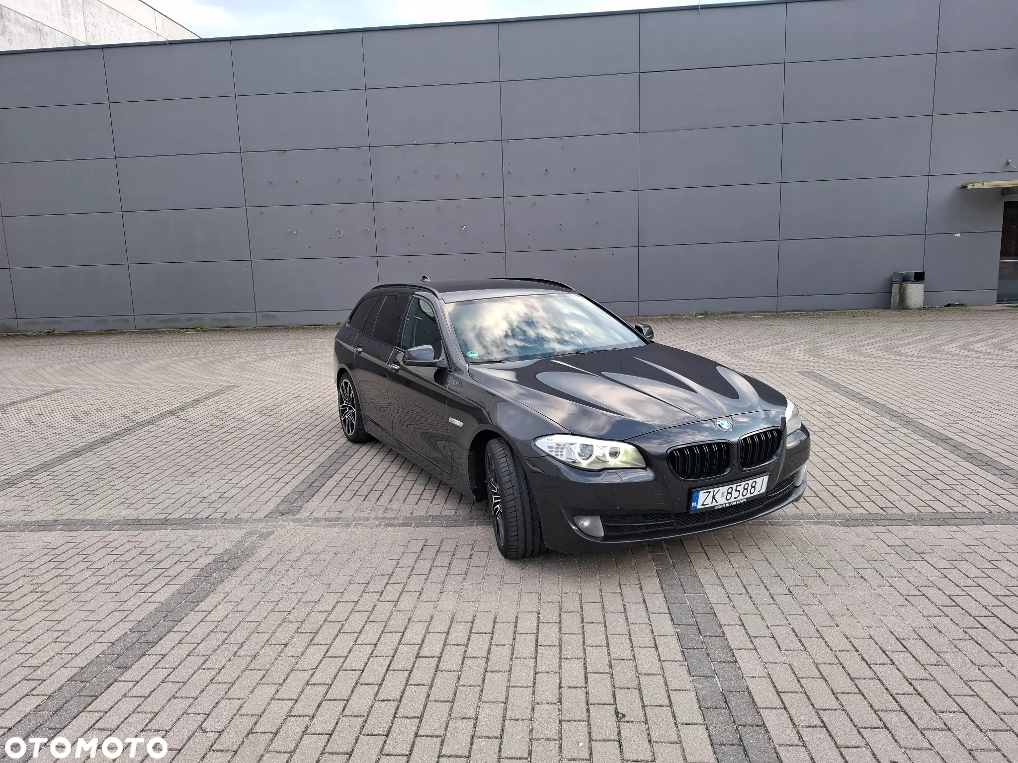 BMW Seria 5 525d - 4