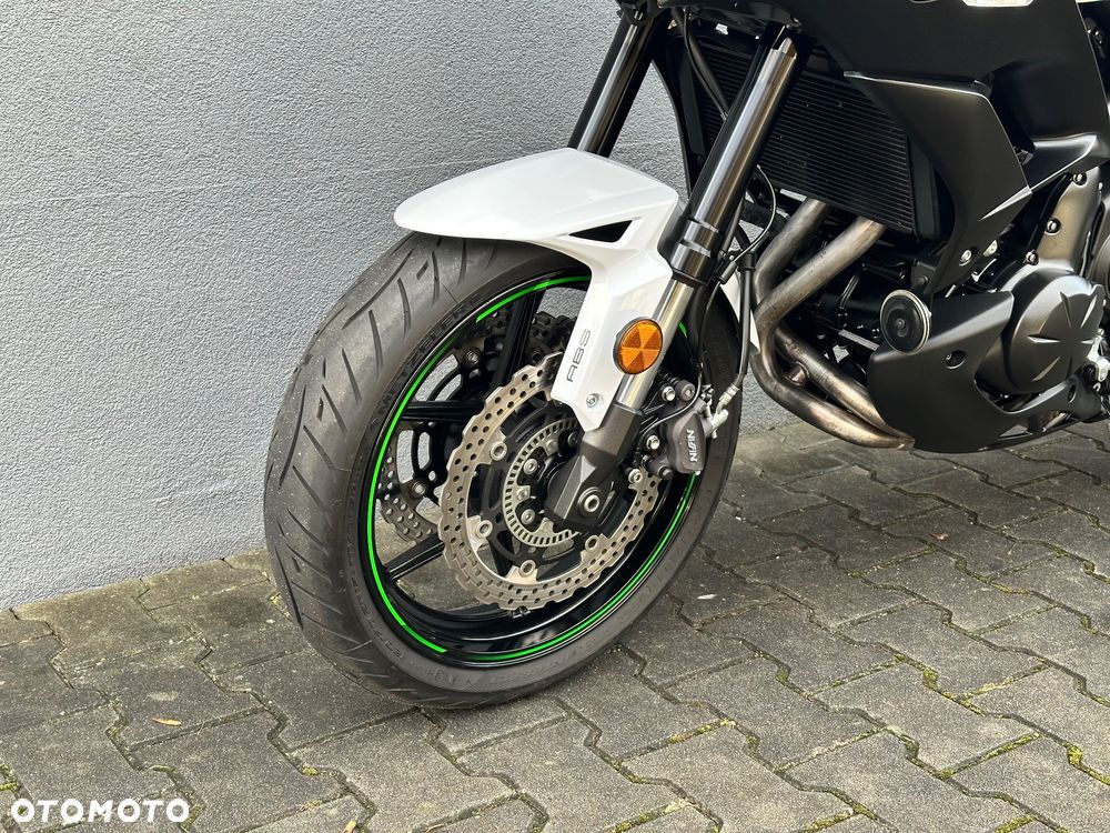 Kawasaki Versys 650 - 25