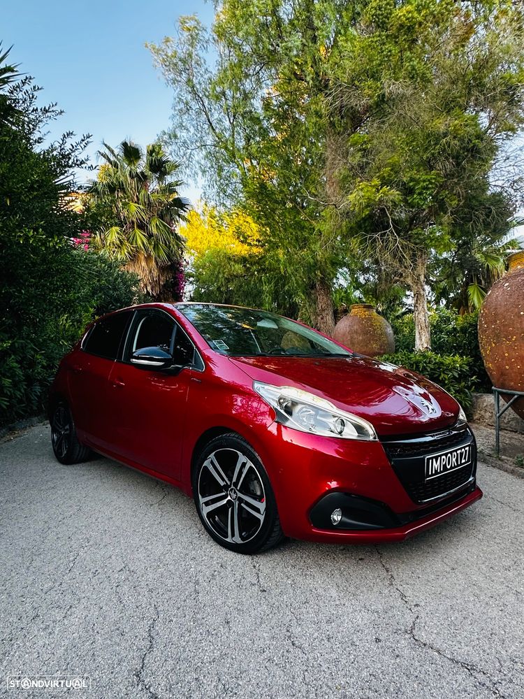 Peugeot 208 1.2 PureTech GT Line - 2