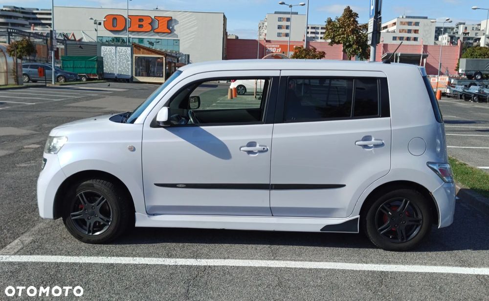 Daihatsu Materia - 6