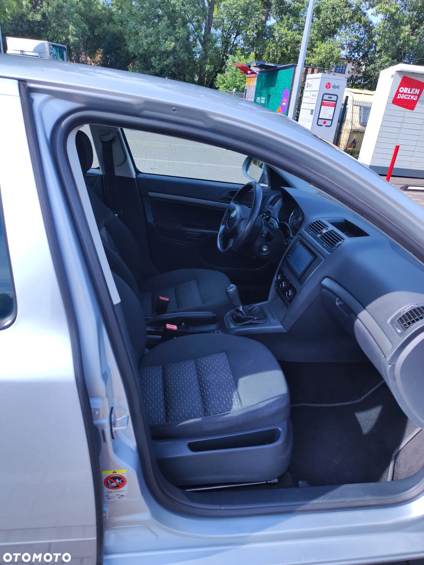 Skoda Octavia 1.6 Tour - 9