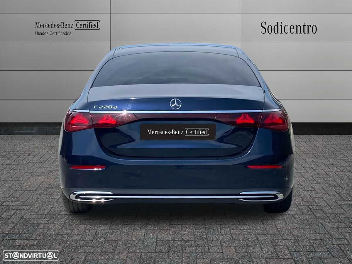 Mercedes-Benz E 220 d - 7