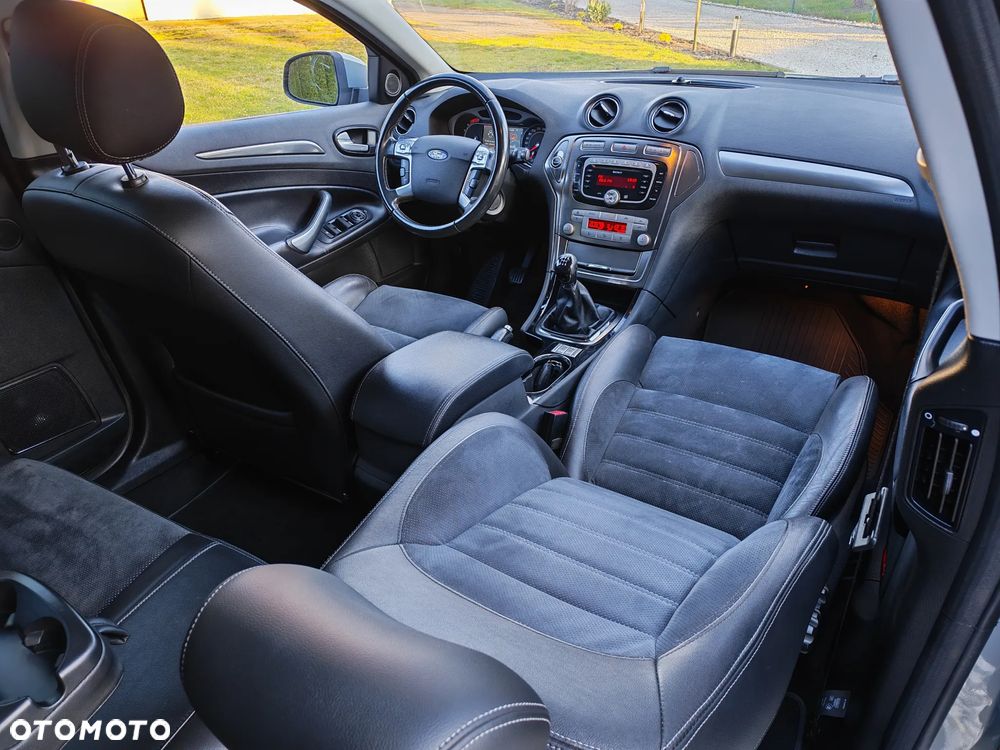 Ford Mondeo 2.0 Titanium X - 12