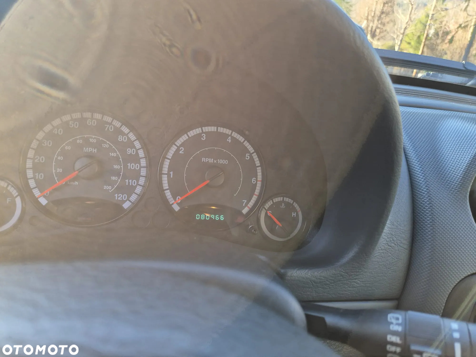 Jeep Liberty 3.7 4x4 - 9