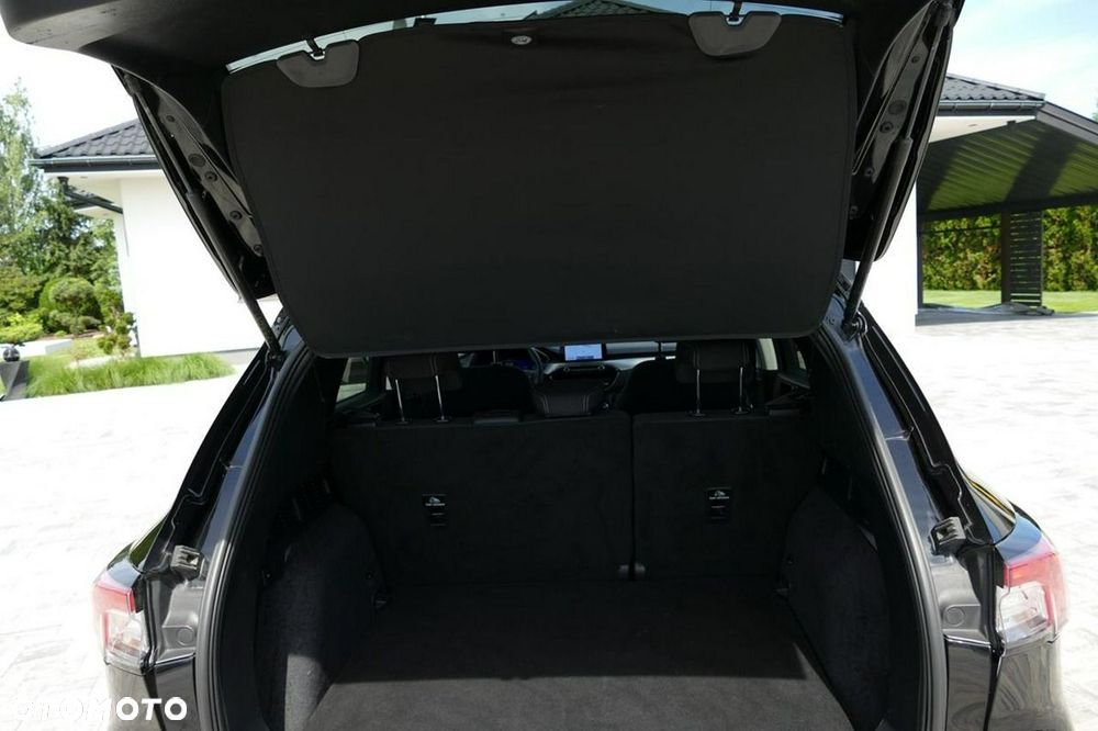 Ford Kuga - 36