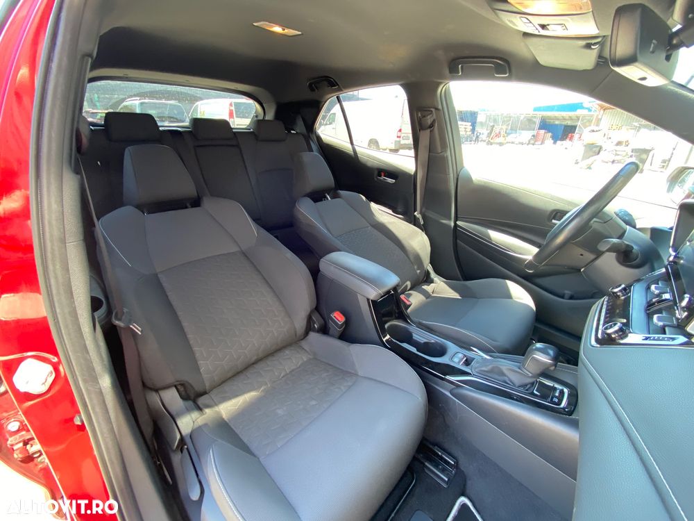 Toyota Corolla 1.8 HSD Exclusive interior Negru - 11