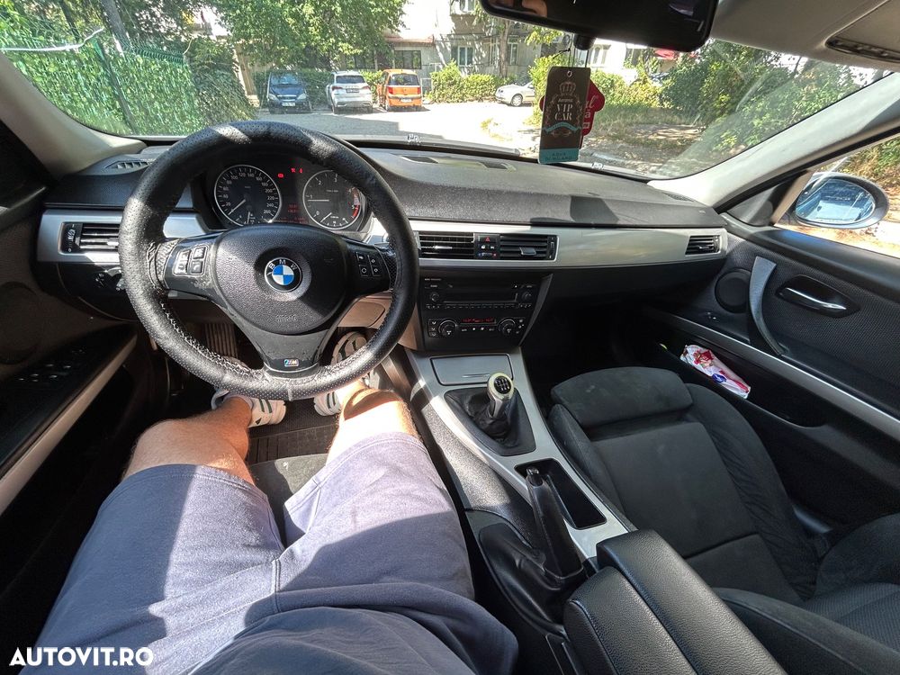 BMW Seria 3 320d - 2
