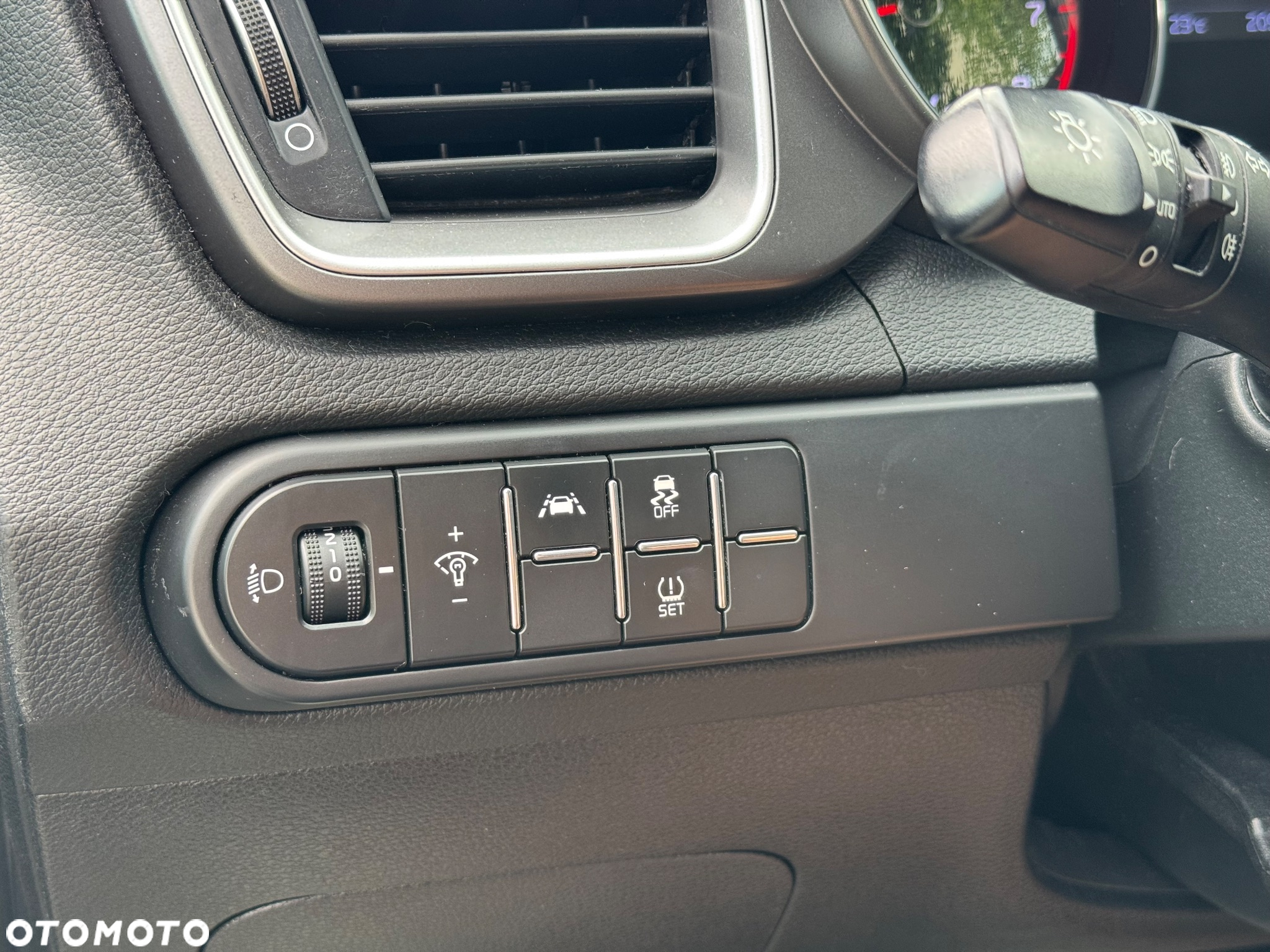 Kia Ceed 1.4 T-GDI M - 14