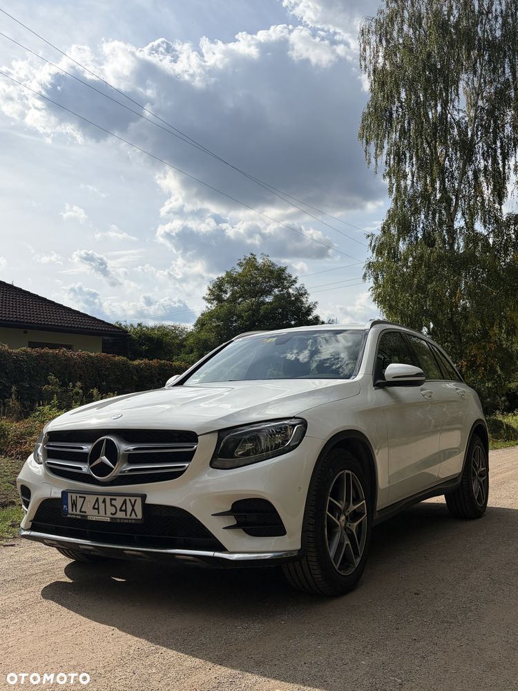 Mercedes-Benz GLC - 1